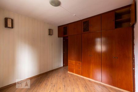 Casa à venda com 180m², 3 quartos e 2 vagasQuarto 3