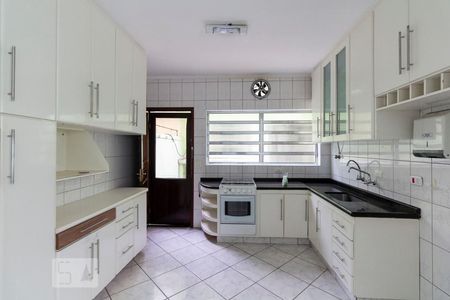 Casa à venda com 180m², 3 quartos e 2 vagasCozinha