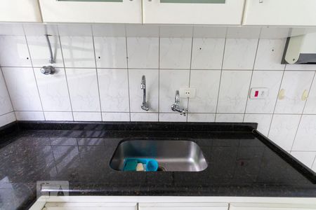 Casa à venda com 180m², 3 quartos e 2 vagasCozinha