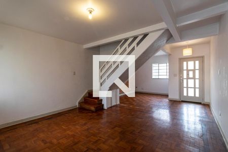 Casa para alugar com 180m², 3 quartos e 1 vagaSala