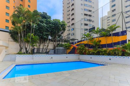 Apartamento para alugar com 70m², 3 quartos e 1 vagaÁrea comum - Piscina
