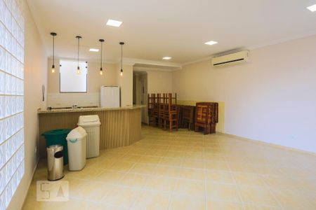 Apartamento para alugar com 70m², 3 quartos e 1 vagaÁrea comum - Salão de festas