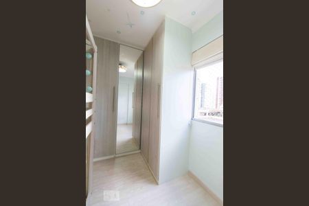 Apartamento à venda com 62m², 2 quartos e 2 vagas Apartamento à venda com 62m², 2 quartos e 2 vagasQuarto 02