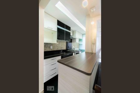 Apartamento à venda com 62m², 2 quartos e 2 vagas Apartamento à venda com 62m², 2 quartos e 2 vagasCozinha