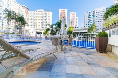 Apartamento à venda com 62m², 2 quartos e 2 vagas Apartamento à venda com 62m², 2 quartos e 2 vagasPiscina