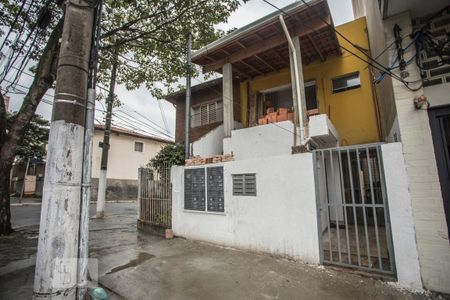 Studio para alugar com 29m², 1 quarto e sem vaga Studio para alugar com 29m², 1 quarto e sem vagaFachada