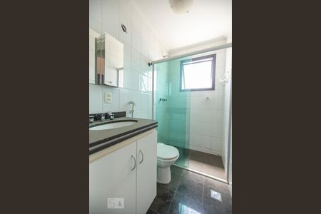 Apartamento para alugar com 230m², 5 quartos e 4 vagasBanheiro Social 2