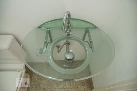 Apartamento para alugar com 230m², 5 quartos e 4 vagasLavabo