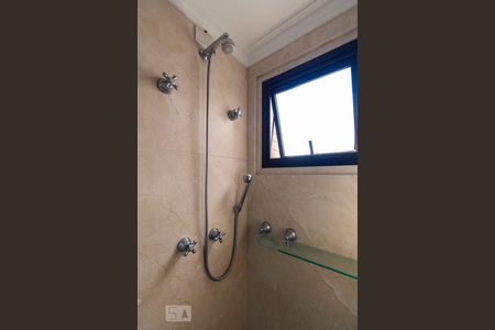 Apartamento à venda com 147m², 3 quartos e 3 vagasBanheiro da Suíte 2