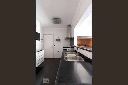 Apartamento à venda com 147m², 3 quartos e 3 vagasCozinha