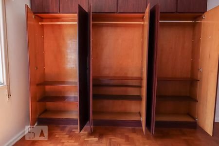 Quarto 1 de apartamento à venda com 2 quartos, 166m² em Vila Buarque, São Paulo