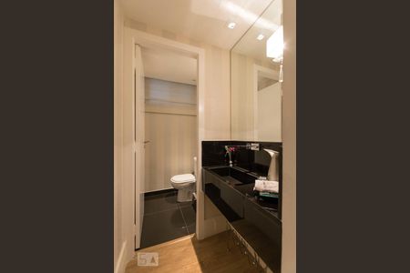 Lavabo de apartamento à venda com 3 quartos, 155m² em Vila Santo Estéfano, São Paulo