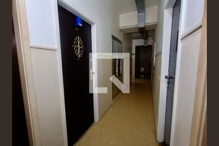 Studio à venda com 26m², 1 quarto e sem vaga Studio à venda com 26m², 1 quarto e sem vagaHall