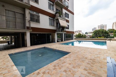 Apartamento à venda com 80m², 2 quartos e 1 vagaPiscina