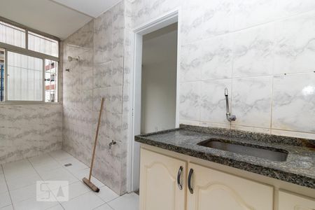 Apartamento à venda com 80m², 2 quartos e 1 vagaCozinha