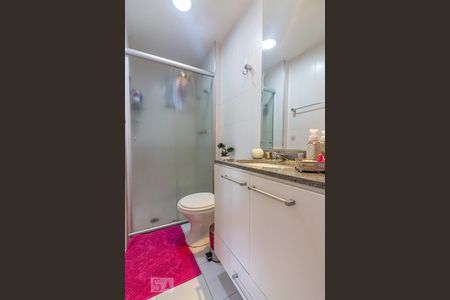 Apartamento à venda com 67m², 3 quartos e 1 vagaBanheiro Social