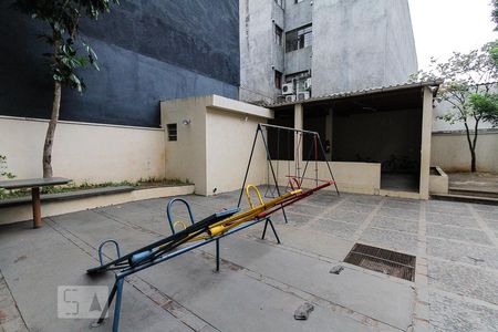 Apartamento à venda com 60m², 2 quartos e 1 vagaÁrea Comum - Playground