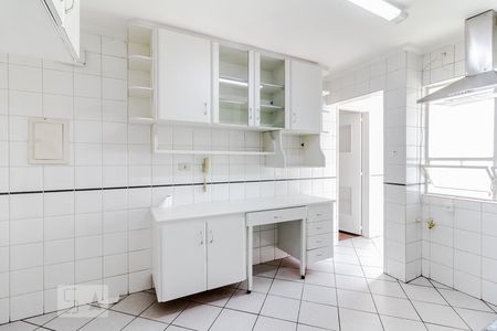 Apartamento à venda com 90m², 2 quartos e 1 vagaCozinha