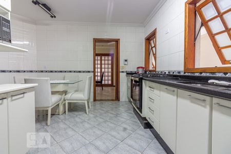 Cozinha de casa à venda com 3 quartos, 405m² em Parque dos Príncipes, São Paulo