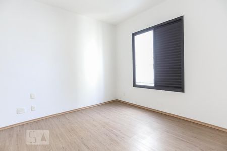 Apartamento para alugar com 90m², 3 quartos e 2 vagasQuarto