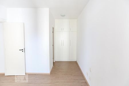 Apartamento para alugar com 90m², 3 quartos e 2 vagasQuarto