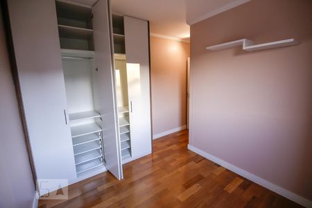 Apartamento à venda com 92m², 3 quartos e 2 vagas Apartamento à venda com 92m², 3 quartos e 2 vagasQuarto 2