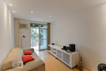 Sala de apartamento à venda com 2 quartos, 80m² em Vila Isabel, Rio de Janeiro