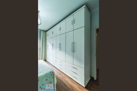 Casa de condomínio à venda com 252m², 3 quartos e 2 vagasQuarto 2