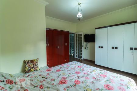 Casa de condomínio à venda com 252m², 3 quartos e 2 vagasQuarto 1