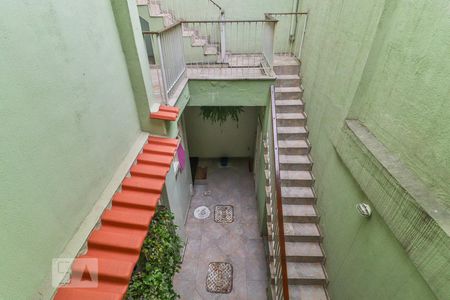 Casa de condomínio à venda com 252m², 3 quartos e 2 vagasVista Janela Quarto 2