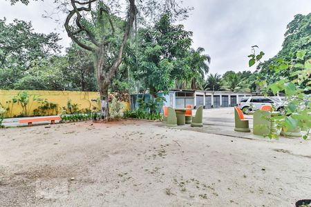 Casa de condomínio à venda com 252m², 3 quartos e 2 vagasÁrea Comum - Playground