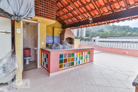 Casa de condomínio à venda com 252m², 3 quartos e 2 vagasTerraço
