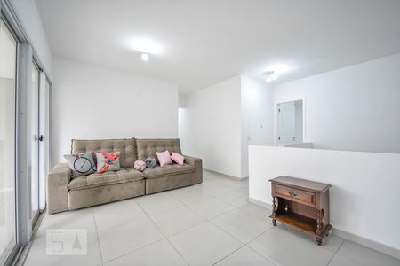 Apartamento à venda com 220m², 3 quartos e 3 vagasSala (piso superior)
