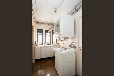 Apartamento para alugar com 122m², 2 quartos e 2 vagas Apartamento para alugar com 122m², 2 quartos e 2 vagasÁrea de Serviço