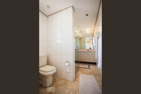 Apartamento para alugar com 122m², 2 quartos e 2 vagas Apartamento para alugar com 122m², 2 quartos e 2 vagasBanheiro Suíte Master