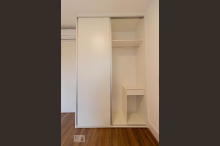 Apartamento à venda com 48m², 1 quarto e 1 vagaQuarto 