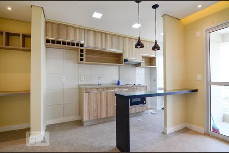 Cozinha de apartamento para alugar com 1 quarto, 43m² em Centro, Campinas