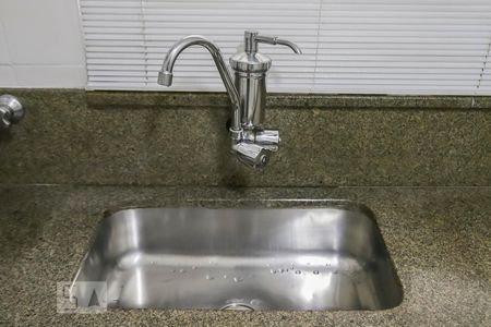 Apartamento para alugar com 170m², 4 quartos e sem vagaCozinha