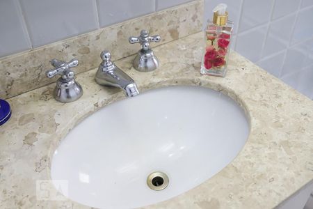 Apartamento para alugar com 170m², 4 quartos e sem vagaBanheiro 2