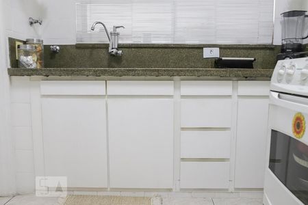 Apartamento para alugar com 170m², 4 quartos e sem vagaCozinha