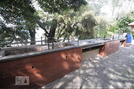 Apartamento à venda com 2 quartos, 72m² em Teresópolis, Porto Alegre