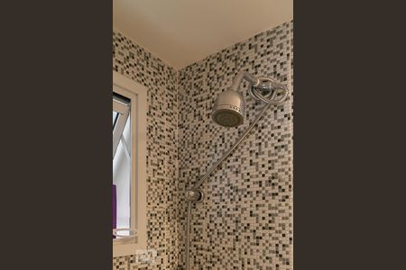 Apartamento à venda com 78m², 3 quartos e 1 vaga Apartamento à venda com 78m², 3 quartos e 1 vagaDetalhe do banheiro da suíte