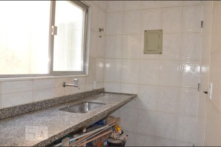 Apartamento à venda com 72m², 2 quartos e sem vagaCozinha