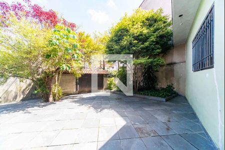 Casa à venda com 189m², 3 quartos e 6 vagas Casa à venda com 189m², 3 quartos e 6 vagasGaragem