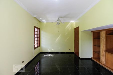 Casa de Condomínio para alugar com 4 quartos, 450m² em Parque dos Príncipes, São Paulo