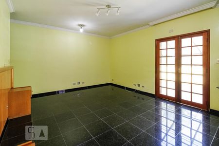 Casa de condomínio para alugar com 450m², 4 quartos e 5 vagasSuíte 3