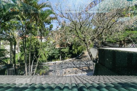 Casa de condomínio para alugar com 450m², 4 quartos e 5 vagasVista