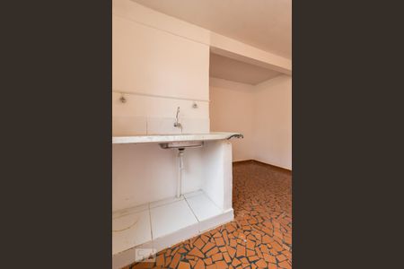 Cozinha de casa para alugar com 1 quarto, 50m² em Lapa, São Paulo