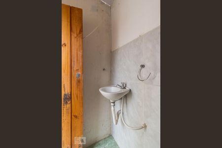 Banheiro de casa para alugar com 1 quarto, 50m² em Lapa, São Paulo
