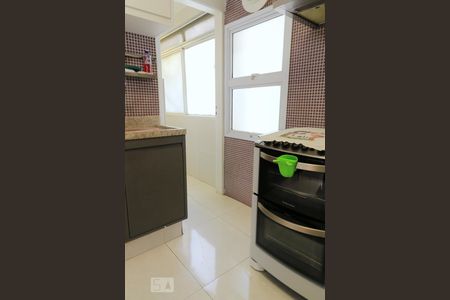 Apartamento para alugar com 90m², 3 quartos e sem vaga Apartamento para alugar com 90m², 3 quartos e sem vagaCozinha